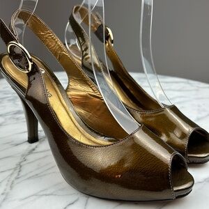 Arturo Chiang Brassy Colored Sling Back Heels SIZE 6